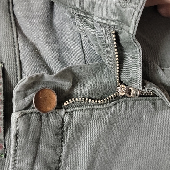 J brand skinny cargo pants, size 27 - Picture 6 of 10